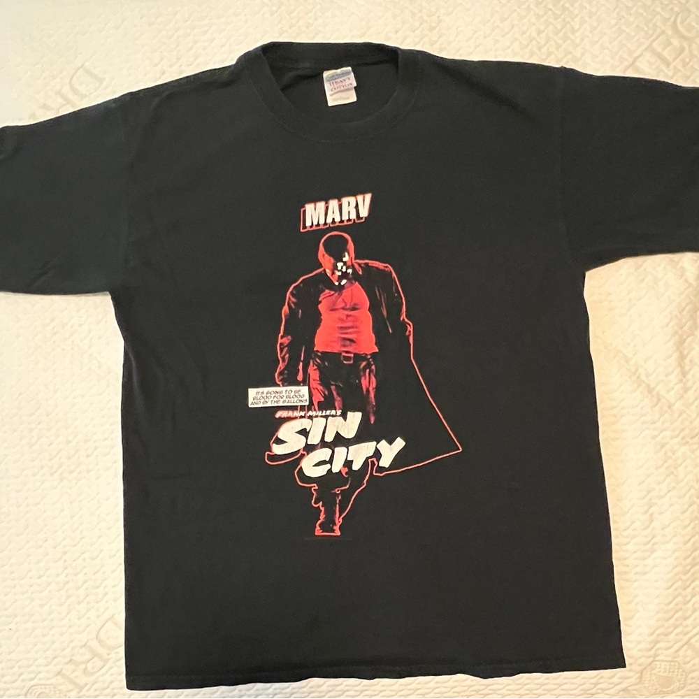 2006 Gildan Frank Miller's SIN CITY Marv Black Graphic Tee Shirt Large (21x26)